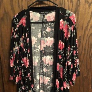 Black floral kimono!
